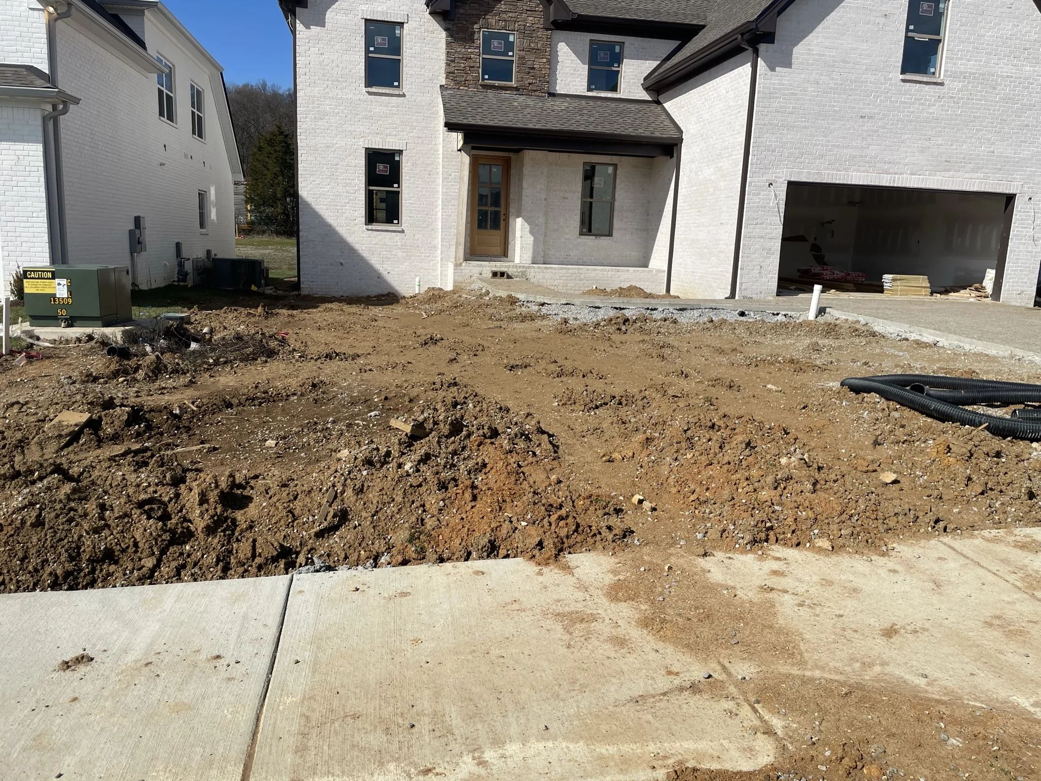New Construction Rocky Topsoil — Mr. Lawn Care, Middle Tennessee lawn treatment
